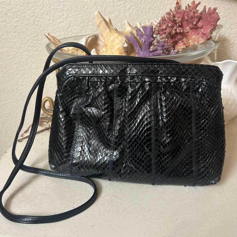 Morgan Taylor leather snakeskin black crossbody purse- vintage - Picture 6 of 17